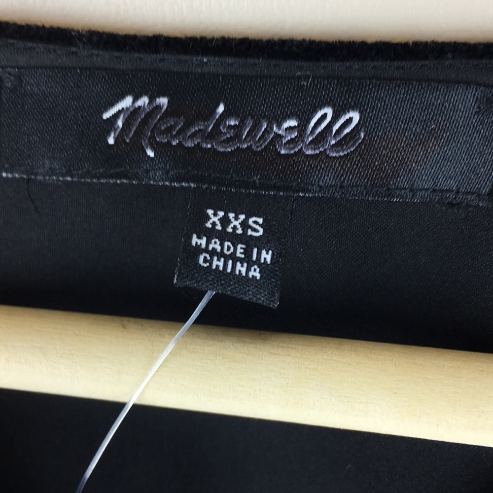 Madewell Embroidered Black Velvet Top NWT - Picture 8 of 11